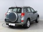 Toyota RAV 4 - fotka číslo 4