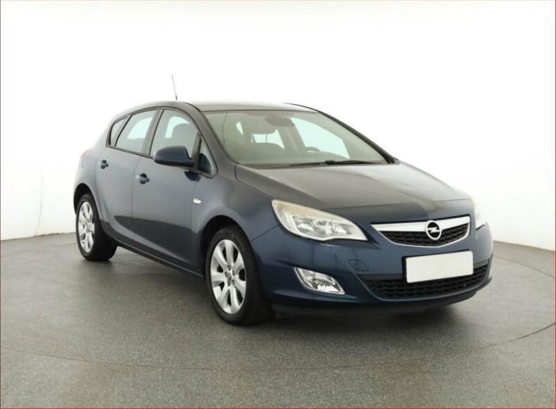 Opel Astra - hlavní fotka inzerátu
