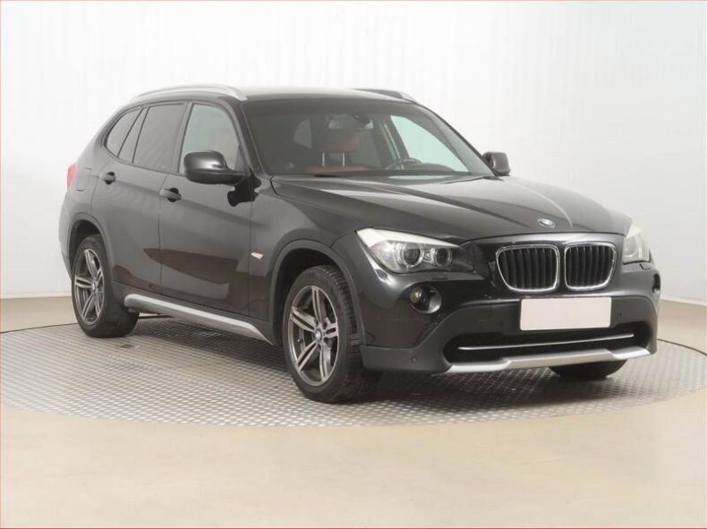 BMW X1 - hlavní foto