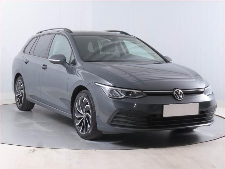 Volkswagen Golf - hlavní foto