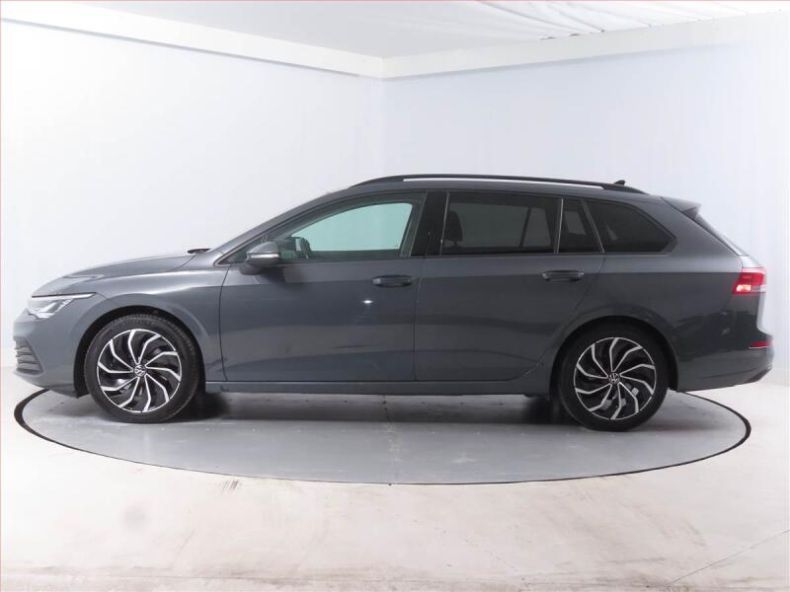 Volkswagen Golf - hlavní fotka