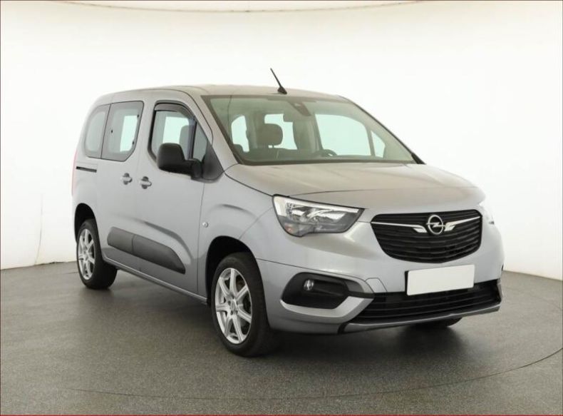 Opel Combo - hlavní foto