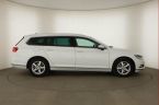 Volkswagen Passat - fotka číslo 5