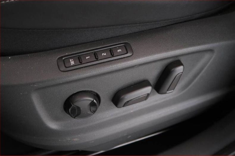 Škoda Karoq - hlavní fotka