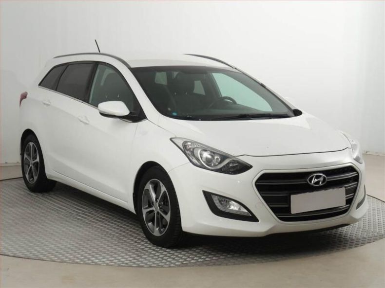 Hyundai i30 - hlavní fotka inzerátu