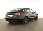 Tesla Model 3 - fotka číslo 4
