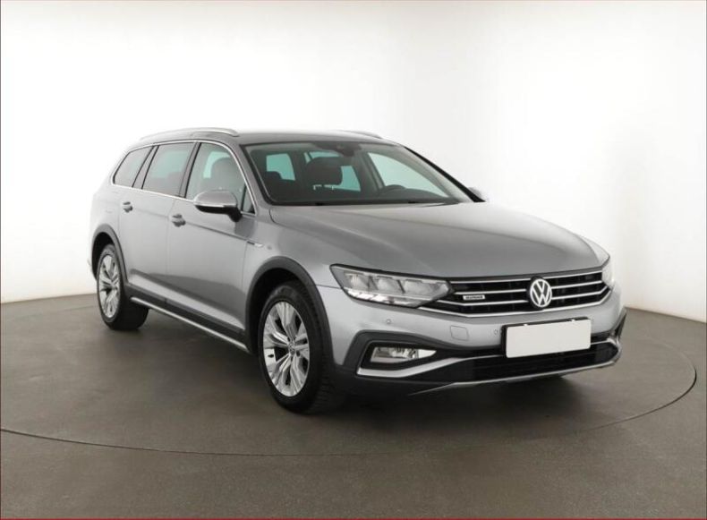 Volkswagen Passat - hlavní foto