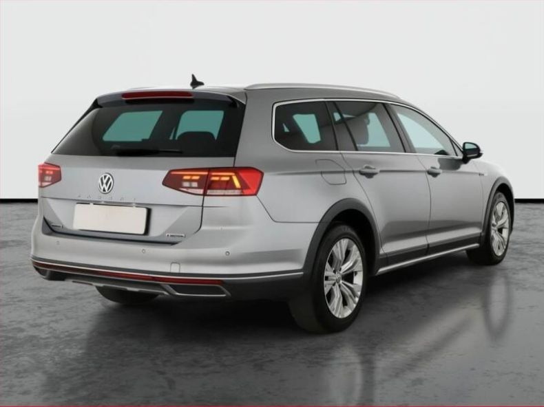Volkswagen Passat - hlavní fotka