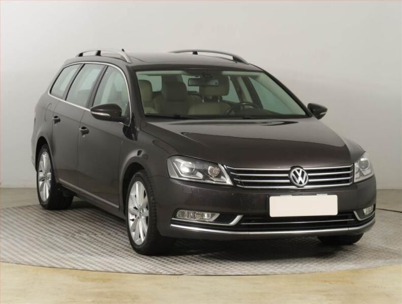 Volkswagen Passat - hlavní fotka inzerátu