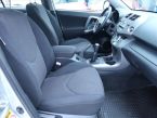 Toyota RAV 4 - fotka číslo 8