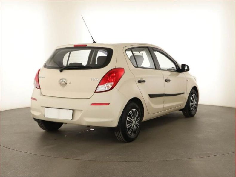 Hyundai i20 - hlavní fotka