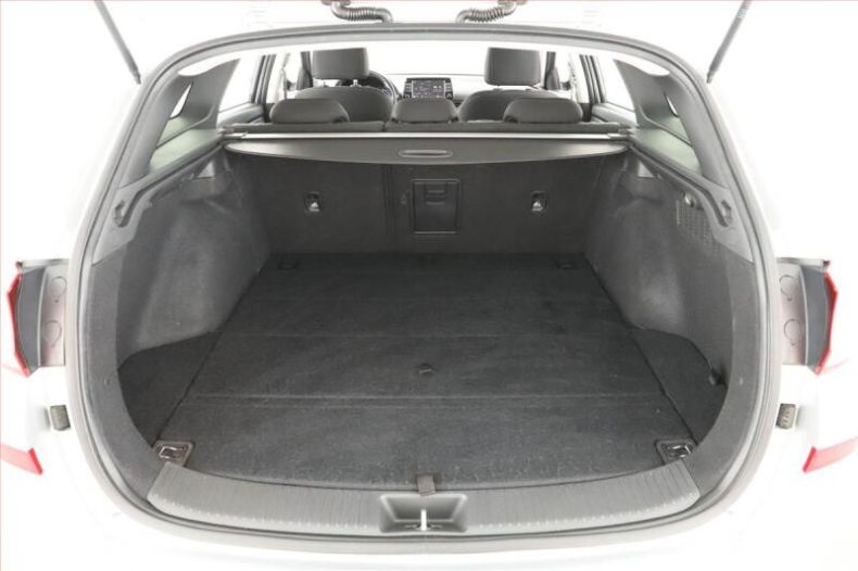 Hyundai i30 - hlavní fotka