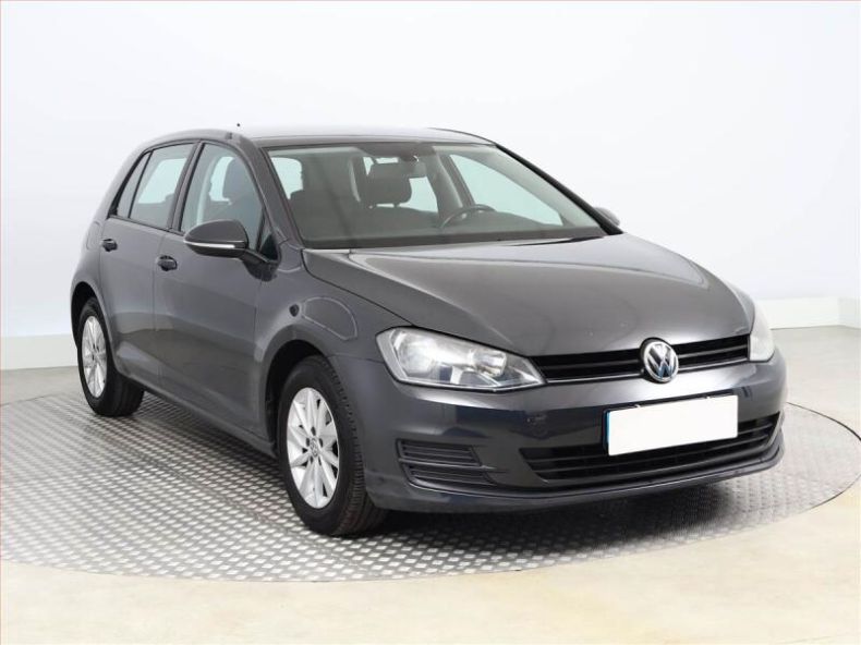 Volkswagen Golf - hlavní fotka inzerátu