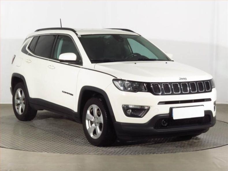 Jeep Compass - hlavní foto