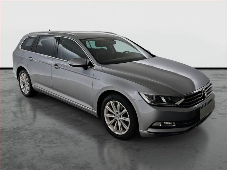 Volkswagen Passat - hlavní foto
