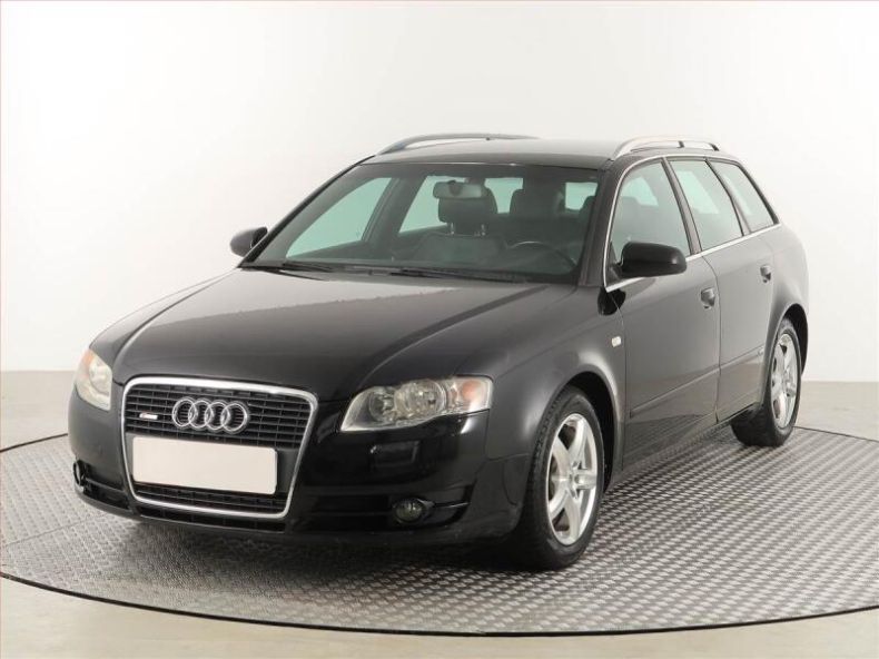 Audi A4 - hlavní fotka