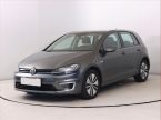 Volkswagen Golf - fotka číslo 1