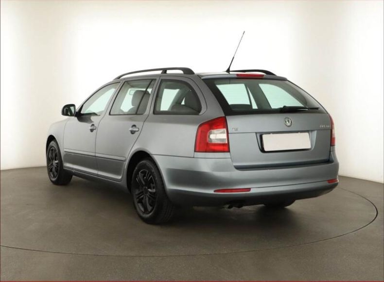 Škoda Octavia - hlavní fotka