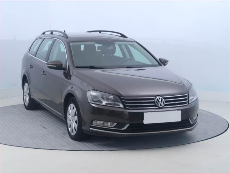 Volkswagen Passat - hlavní foto