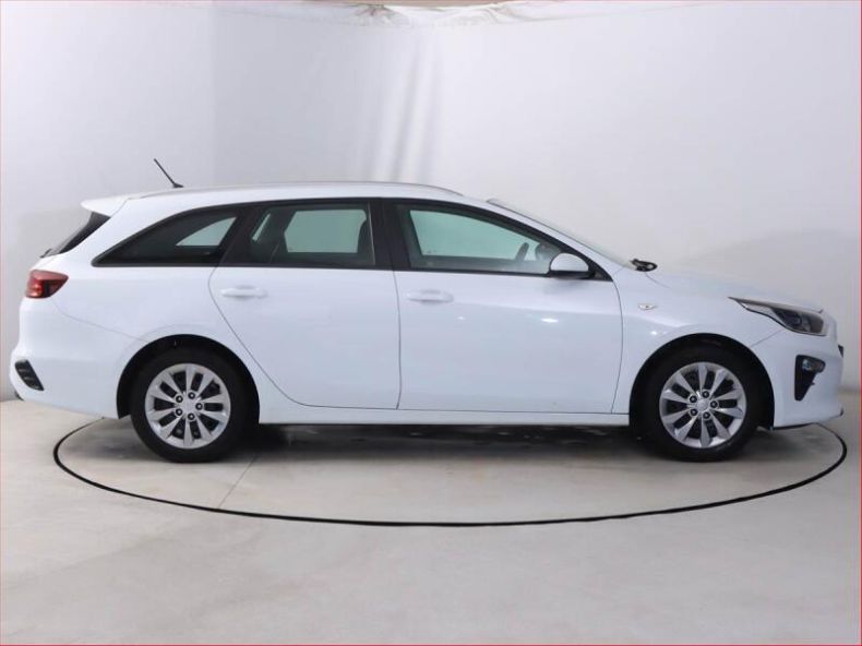 Kia Cee'd - hlavní fotka