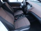 Hyundai i20 - fotka číslo 8