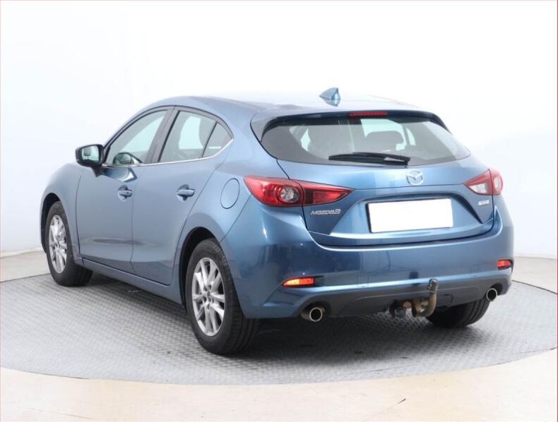Mazda 3 - hlavní fotka