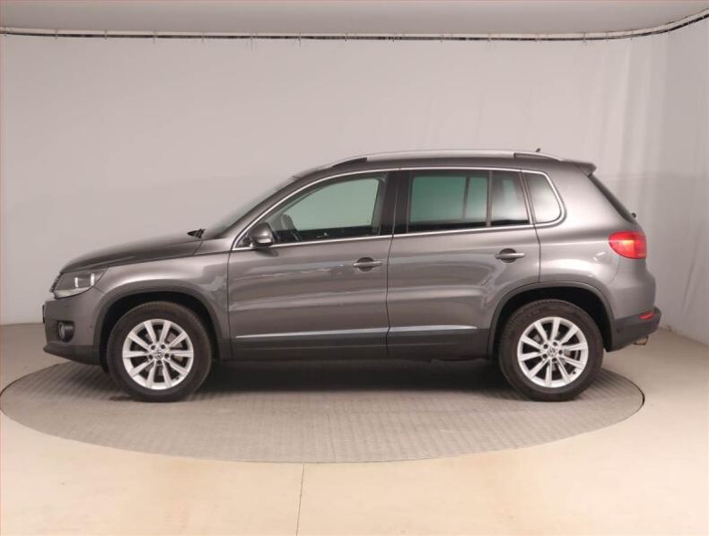 Volkswagen Tiguan - hlavní fotka