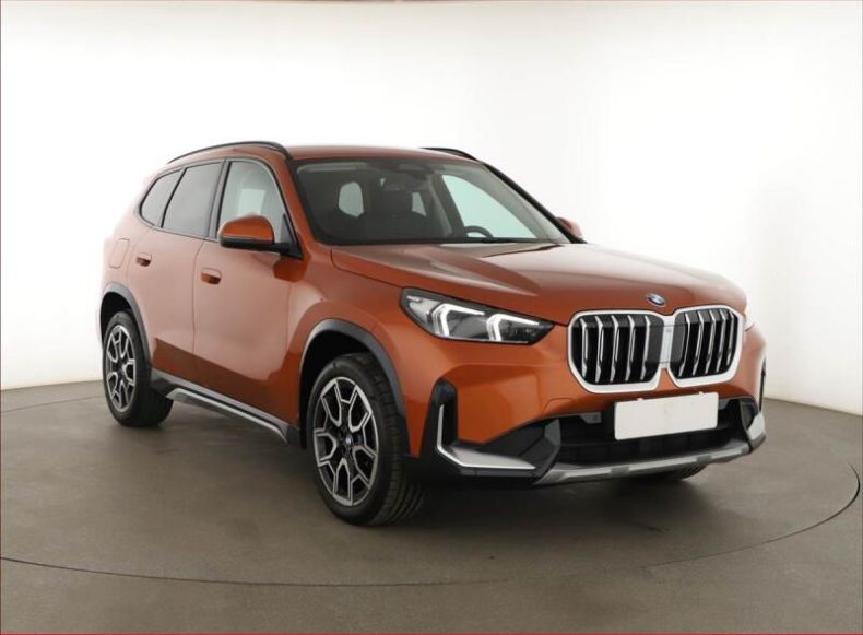 BMW X1 - hlavní foto