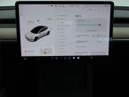 Tesla Model 3 - fotka číslo 10