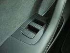 Tesla Model 3 - fotka číslo 15