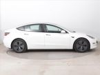 Tesla Model 3 - fotka číslo 5