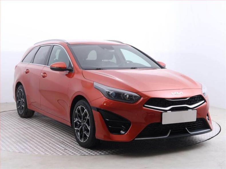 Kia Cee'd - hlavní foto