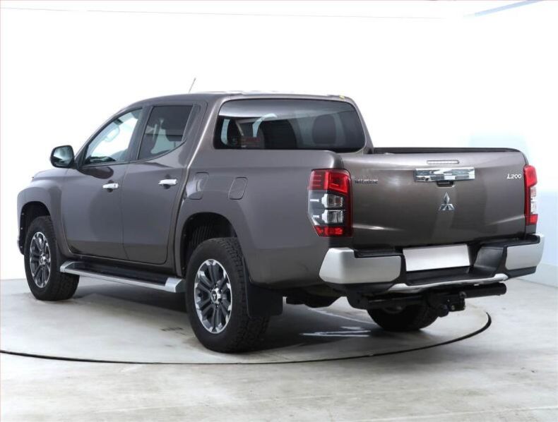 Mitsubishi L200 - hlavní fotka