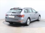 Škoda Superb - fotka číslo 4