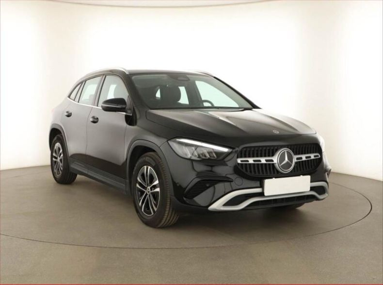 Mercedes Třída GLA - hlavní foto