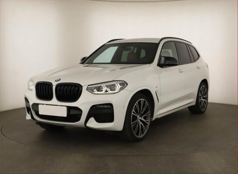 BMW X3 - hlavní fotka