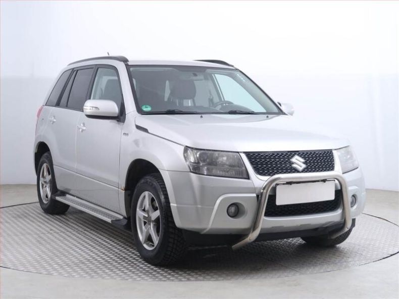 Suzuki Grand Vitara - hlavní foto