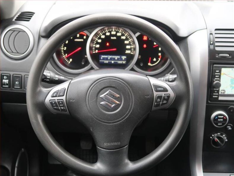 Suzuki Grand Vitara - hlavní fotka