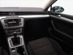 Volkswagen Passat - fotka číslo 7