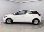 Hyundai i20 - fotka číslo 2