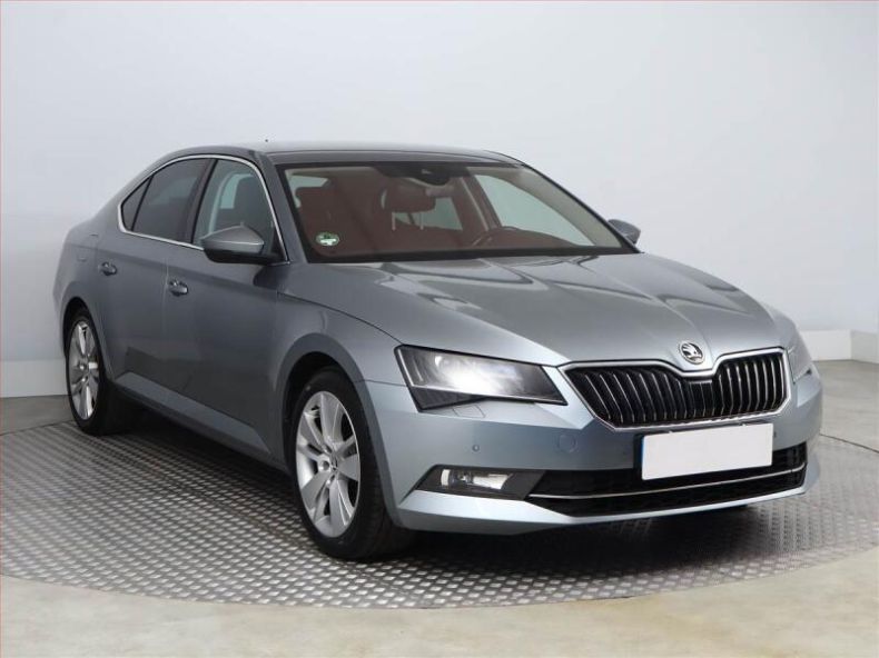 Škoda Superb - hlavní fotka inzerátu