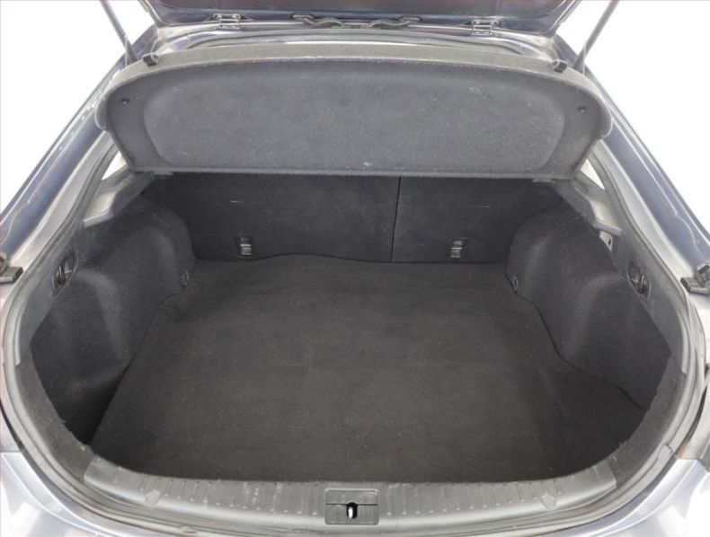 Mazda 6 - hlavní fotka