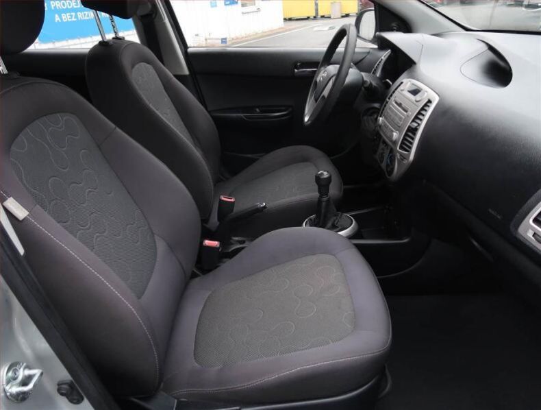 Hyundai i20 - hlavní fotka