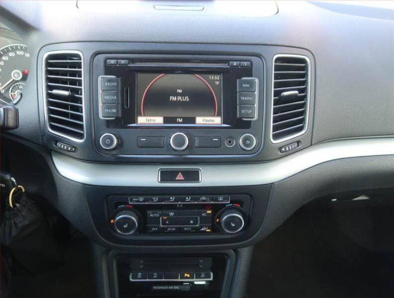 Volkswagen Sharan - hlavní fotka