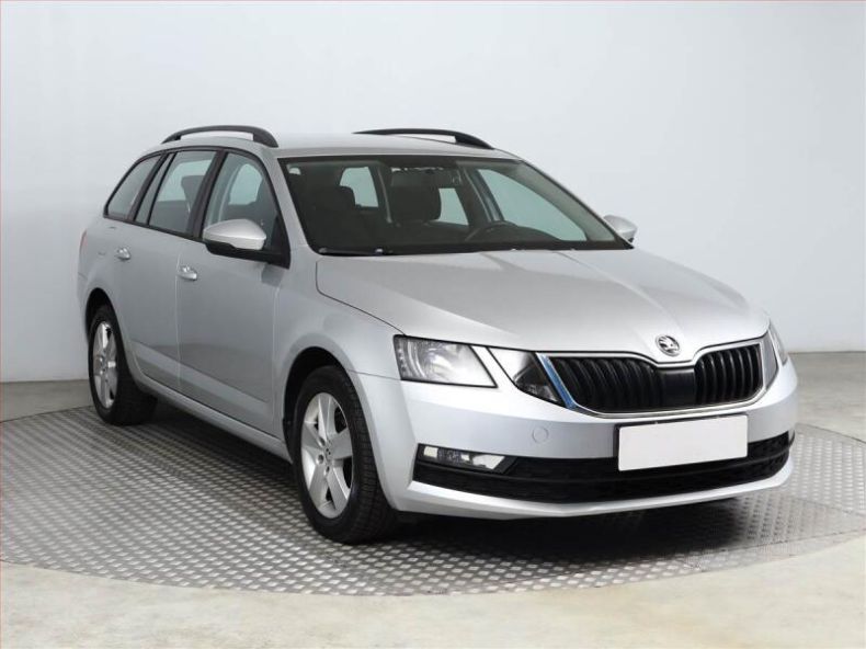 Škoda Octavia - hlavní foto