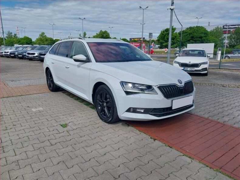 Škoda Superb - hlavní fotka inzerátu