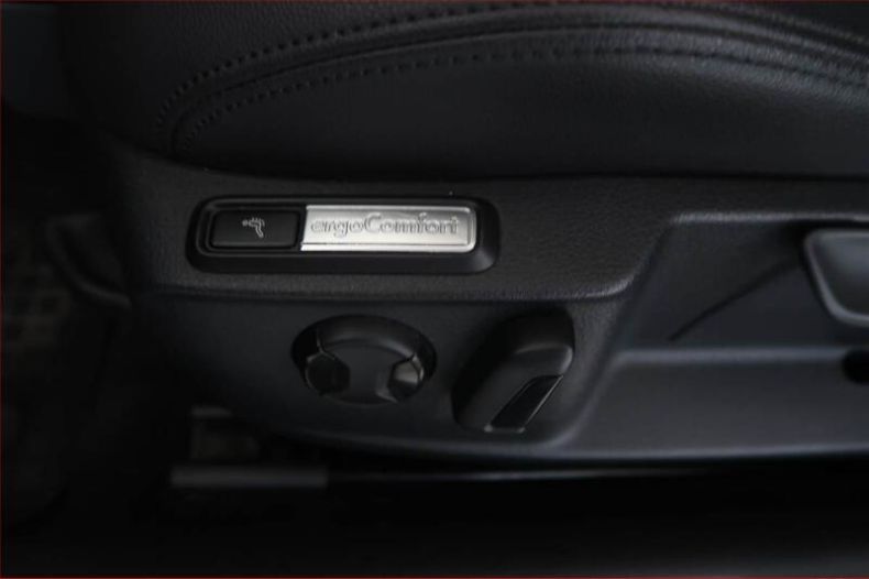 Volkswagen Passat - hlavní fotka