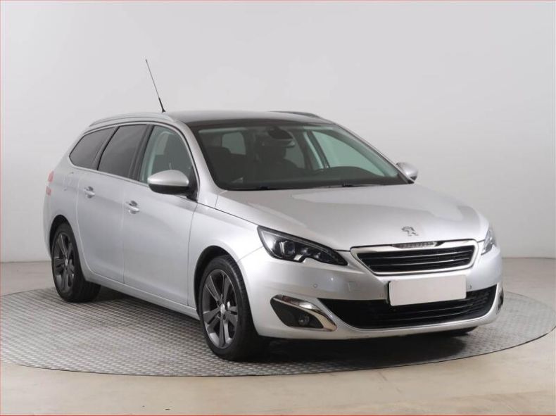 Peugeot 308 - hlavní foto