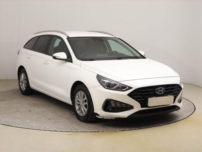 Hyundai i30 - hlavní foto