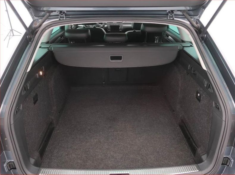 Škoda Superb - hlavní fotka